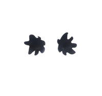MEDIUM BLACK SPIKEY STUD