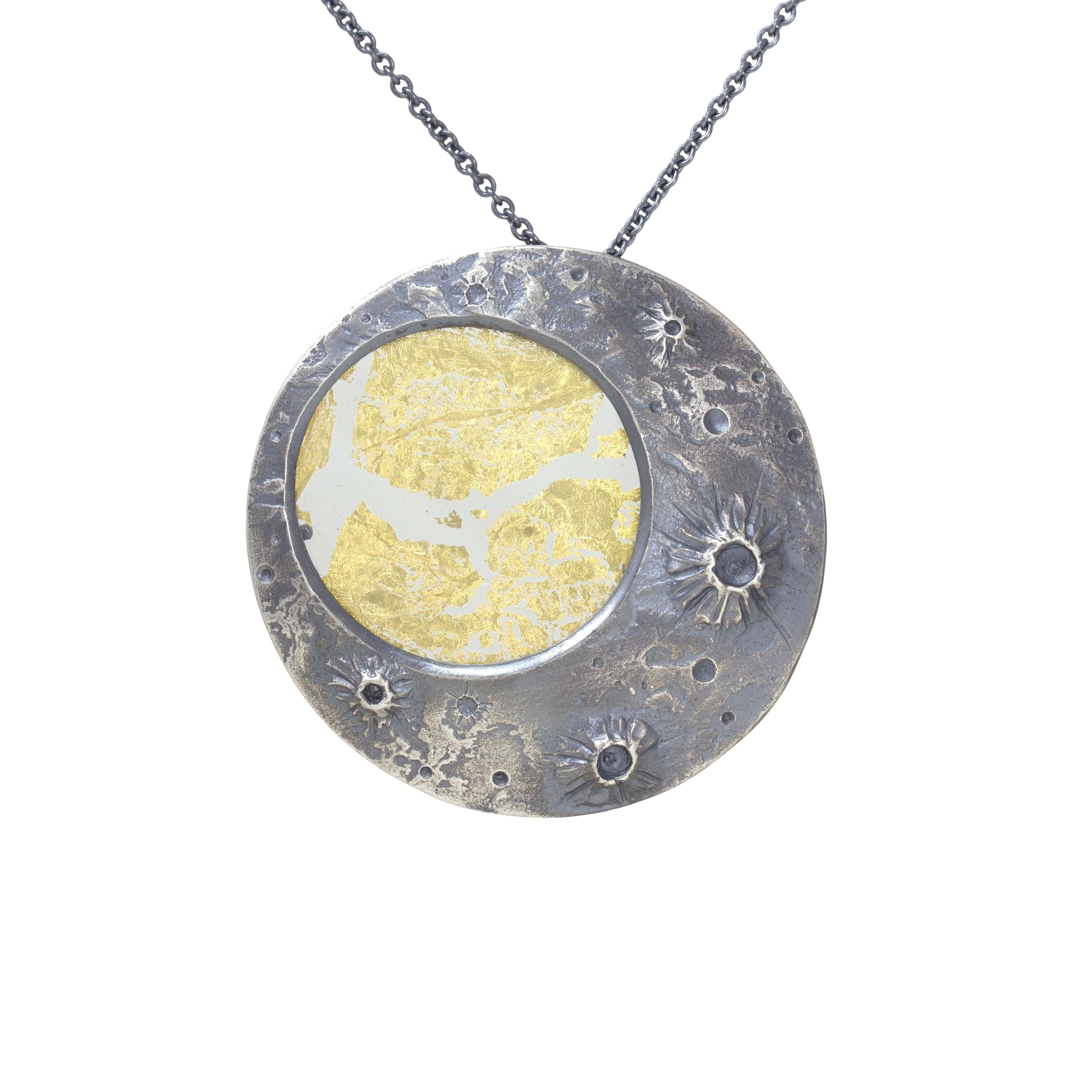 LARGE ENCASEMENT NECKLACE - GOLD LEAF – InterFusion Art