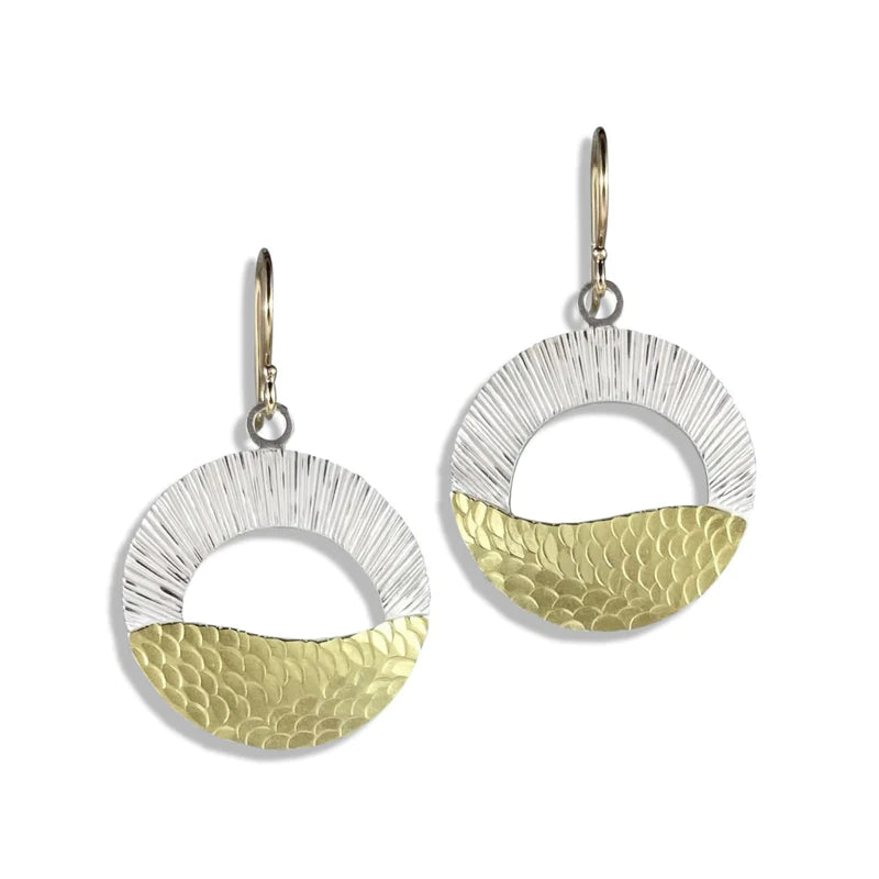 OPEN WAVE EARRINGS