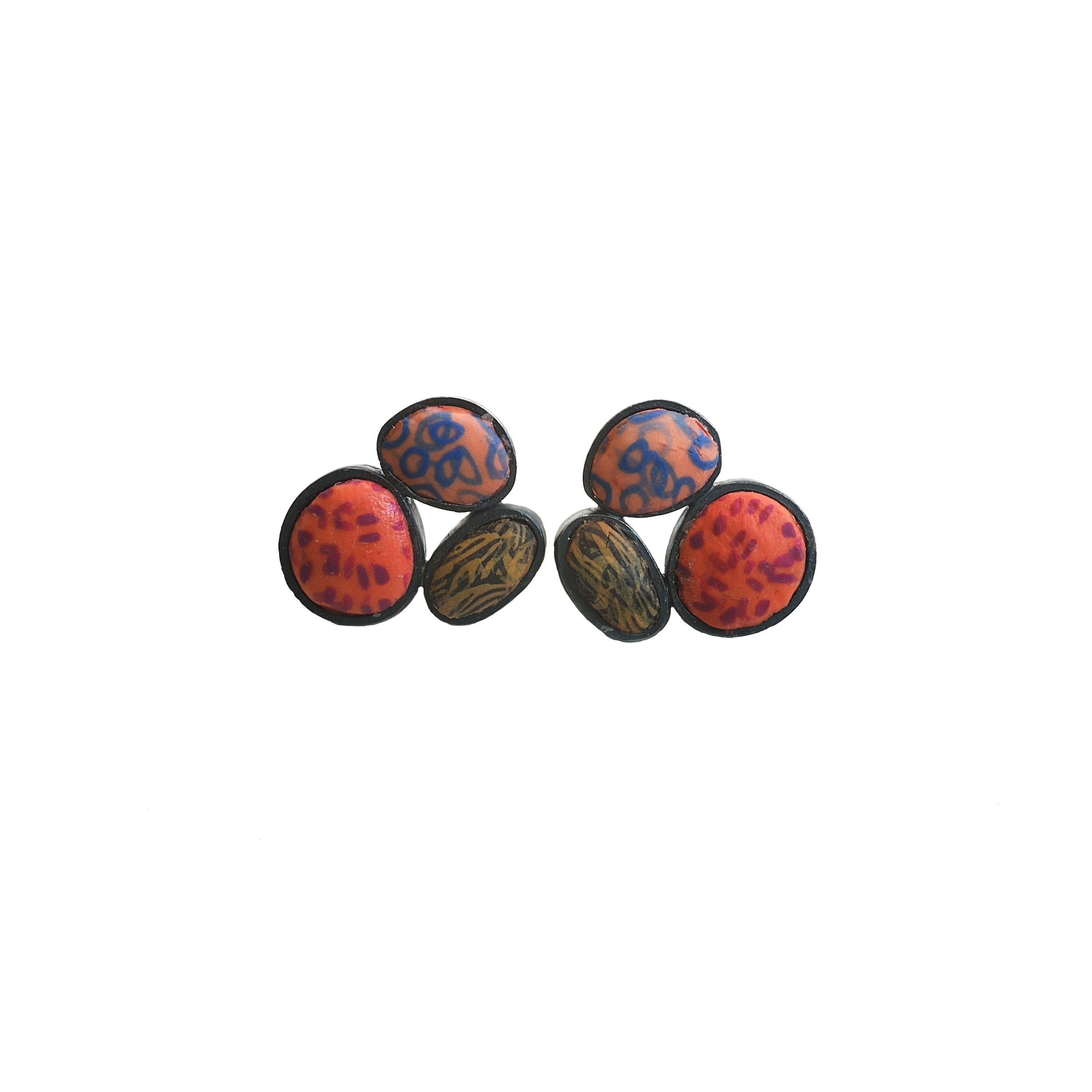 PEBBLE EARRING # 285