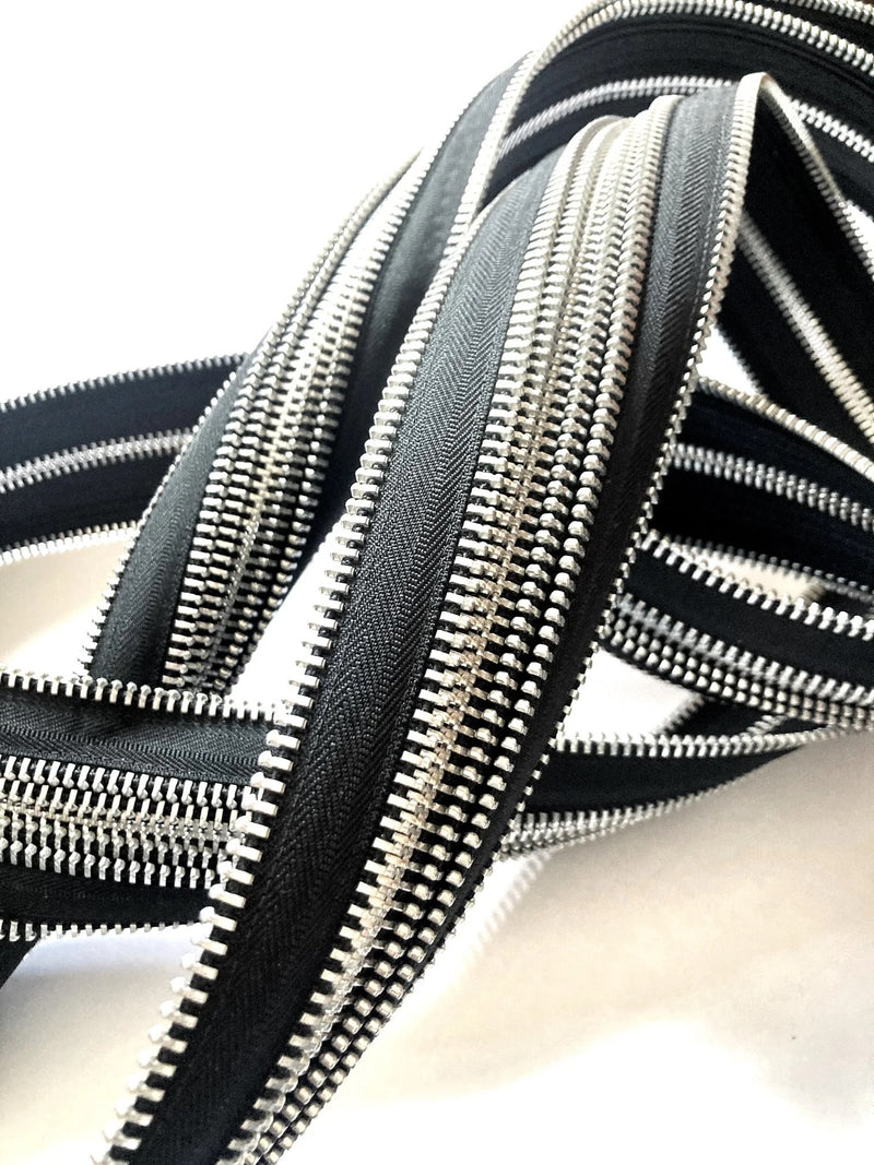 CONVOLUTION REVOLUTION - ZIPPER SCULPTURE