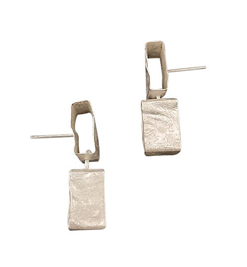 E1214 POST EARRINGS