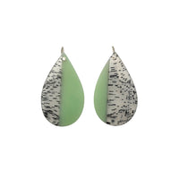 CARVED 1 PIECE DANGLE EARRINGS - GREEN AND BLACK