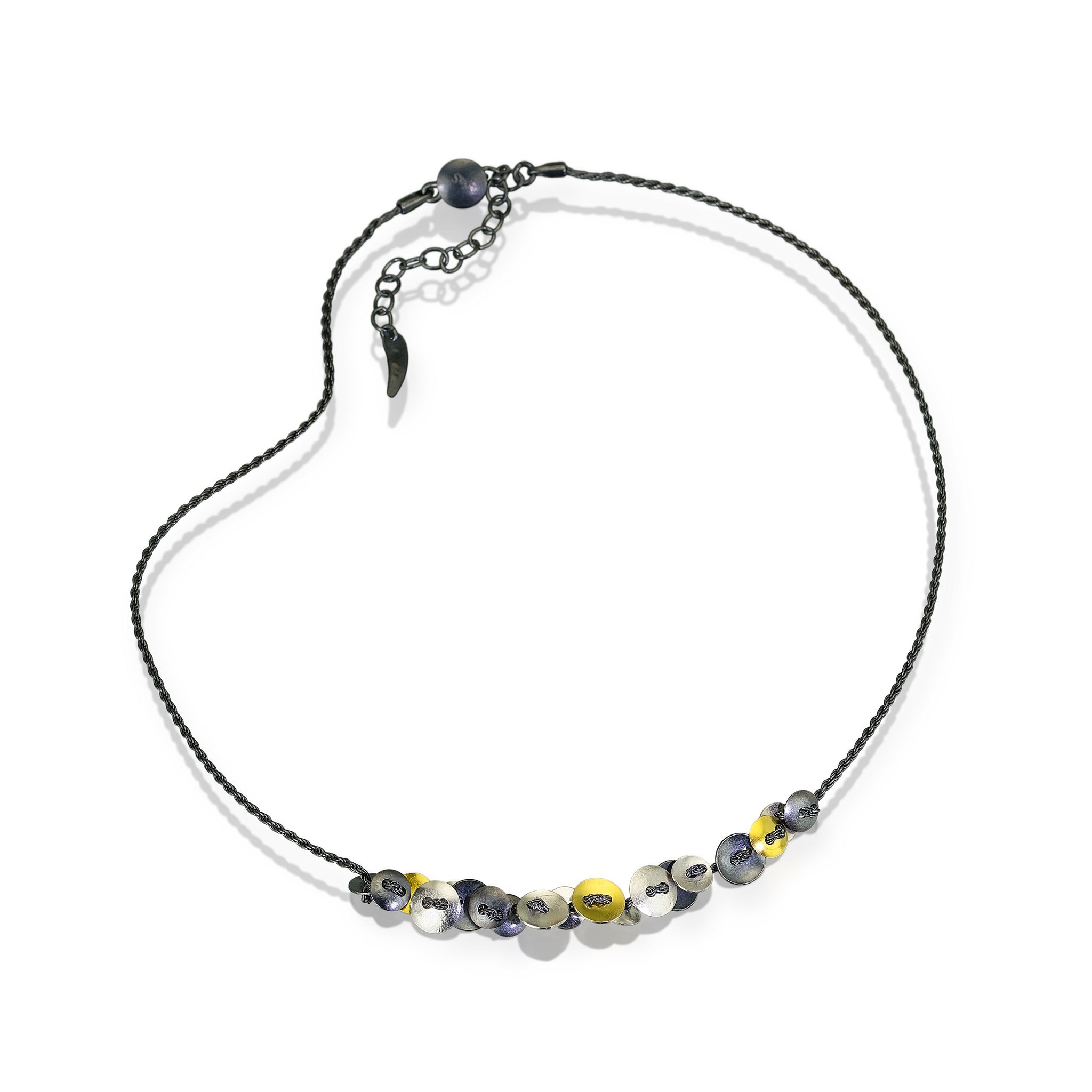 LICHEN LACE SHORT NECKLACE