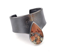 CROWN SHAPED CUFF WITH JASPER