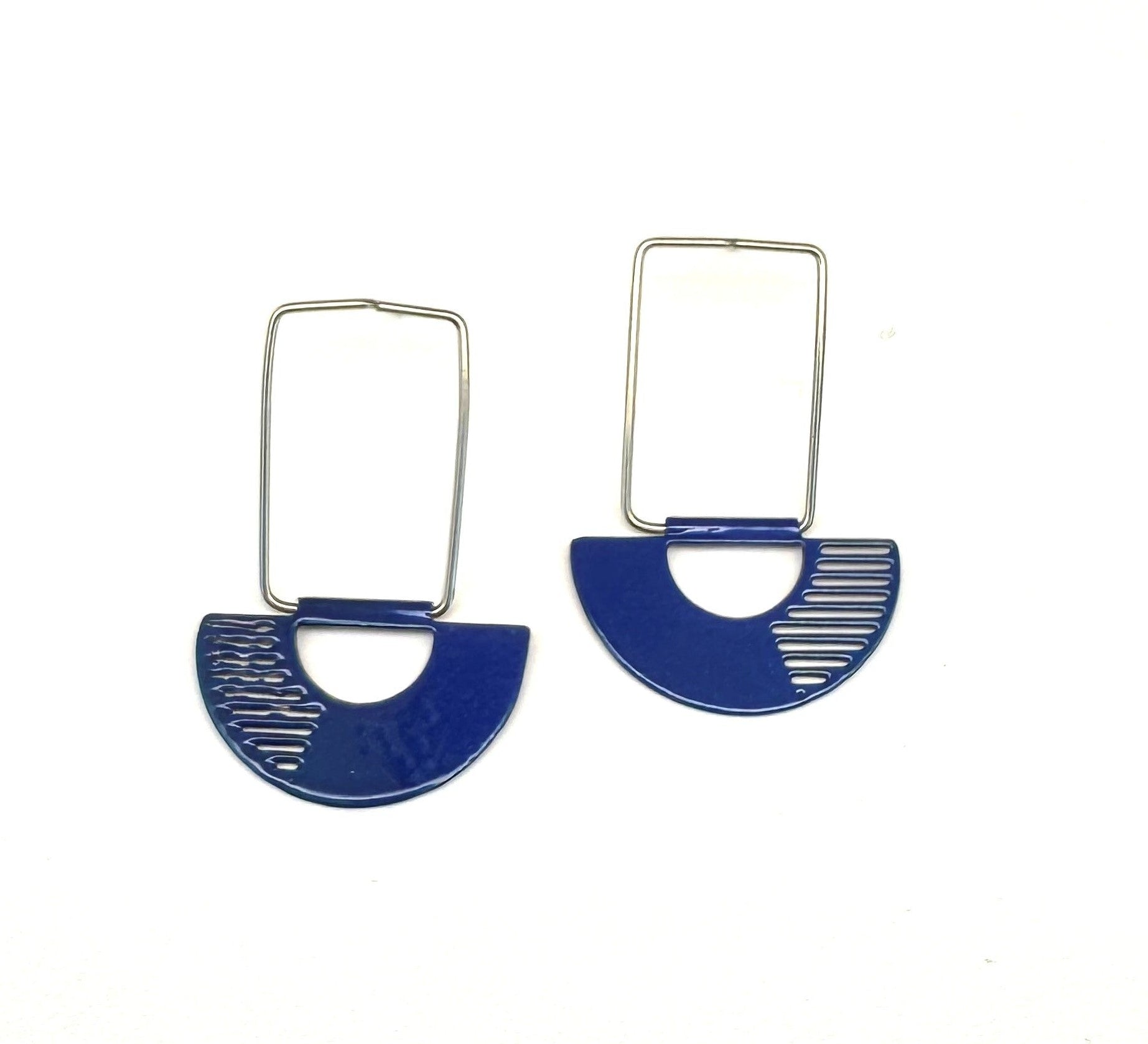 SMALL SMILE EARRINGS - BLUE