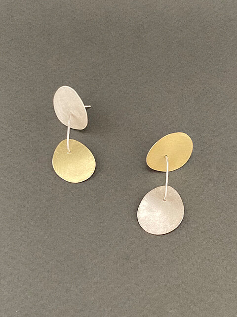 E1002 POST EARRINGS